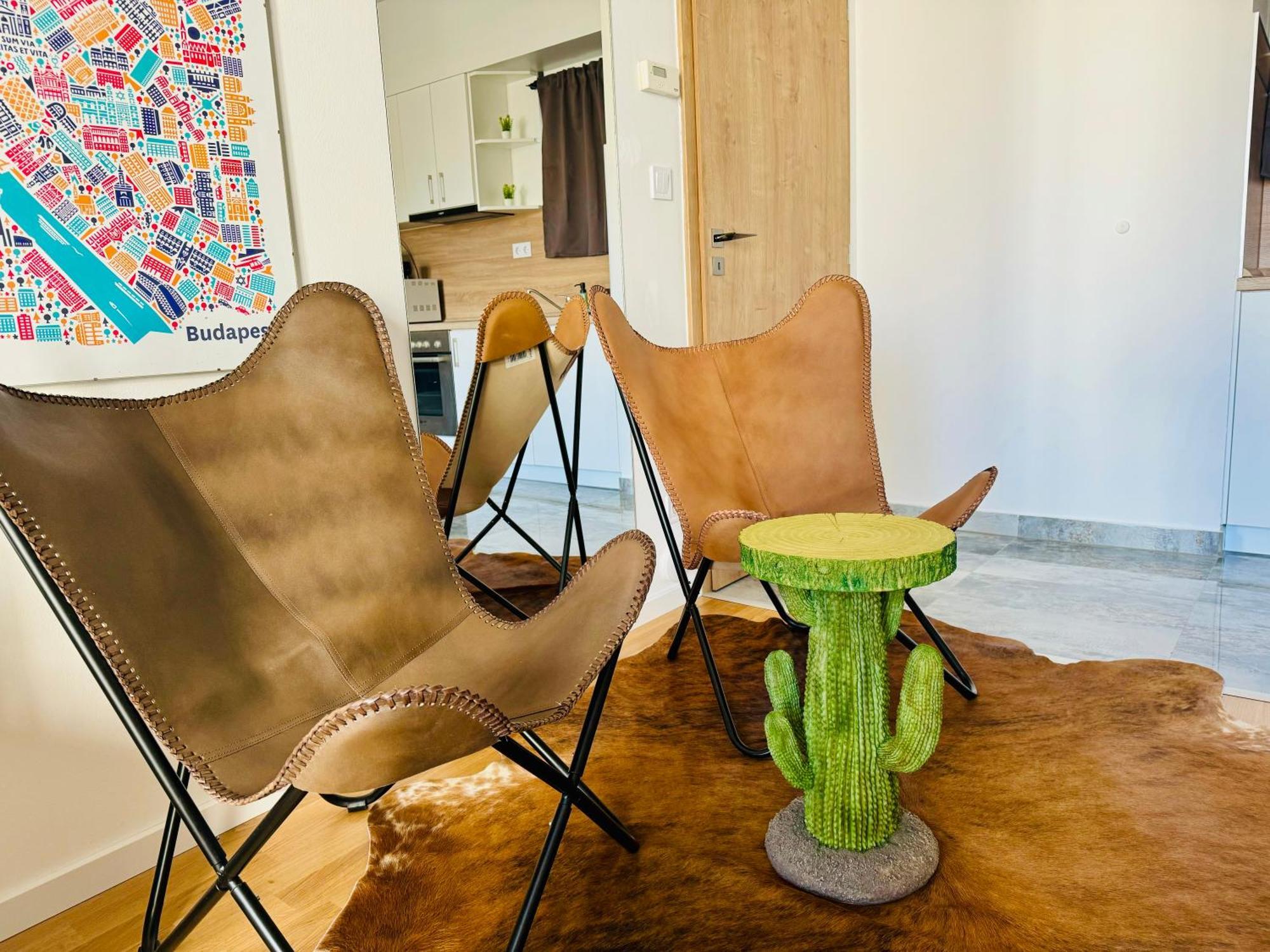 Bp-est Cp Apartman Budapest